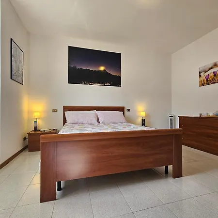 Il Picchio Rosso Apartament Mantello